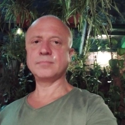 Виктор