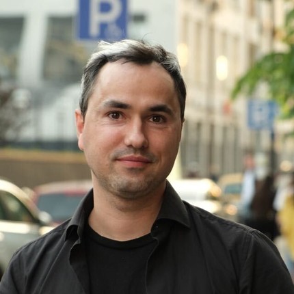 Валерий / Канадец