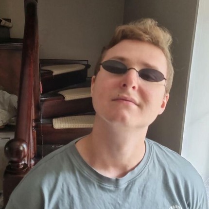 Денис