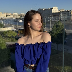 Алёна