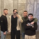 Ось