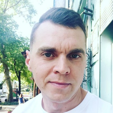 Виктор