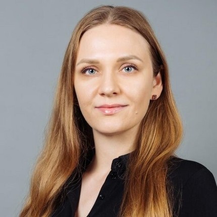 Полина