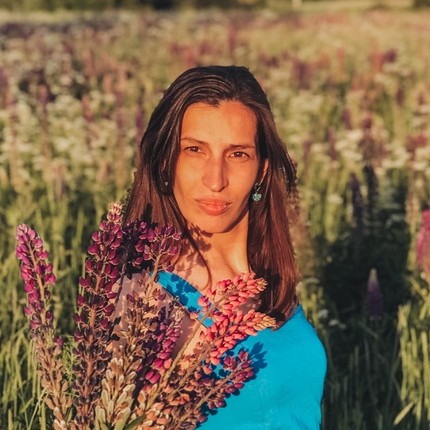 Полина