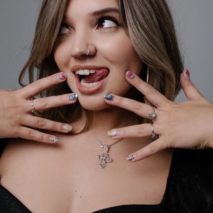 Елизавета🔮 / Shakira