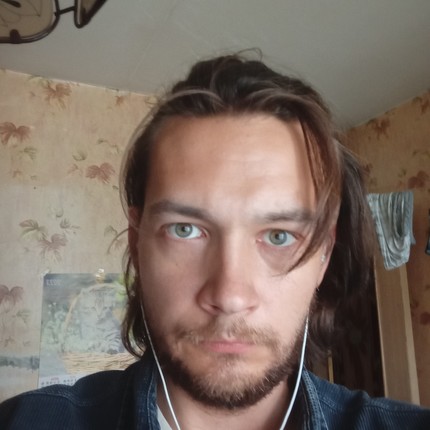 Олег Фролов