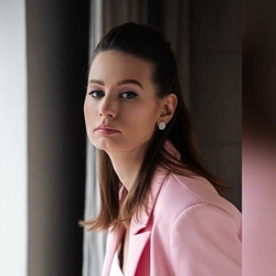 Александра