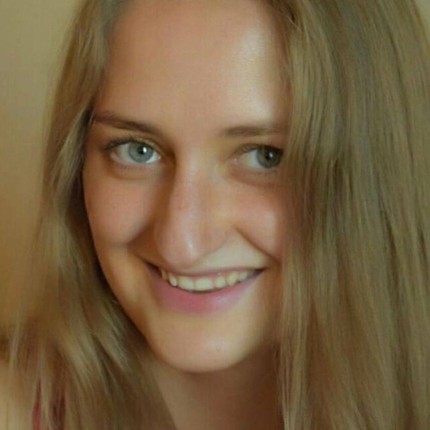 Полина